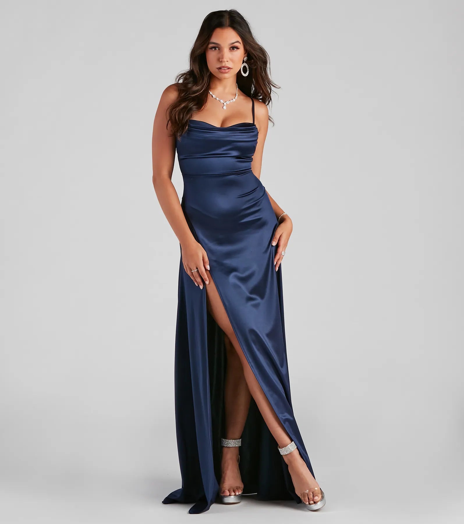 Rückansicht Marissa Satin Abendkleid Marineblau