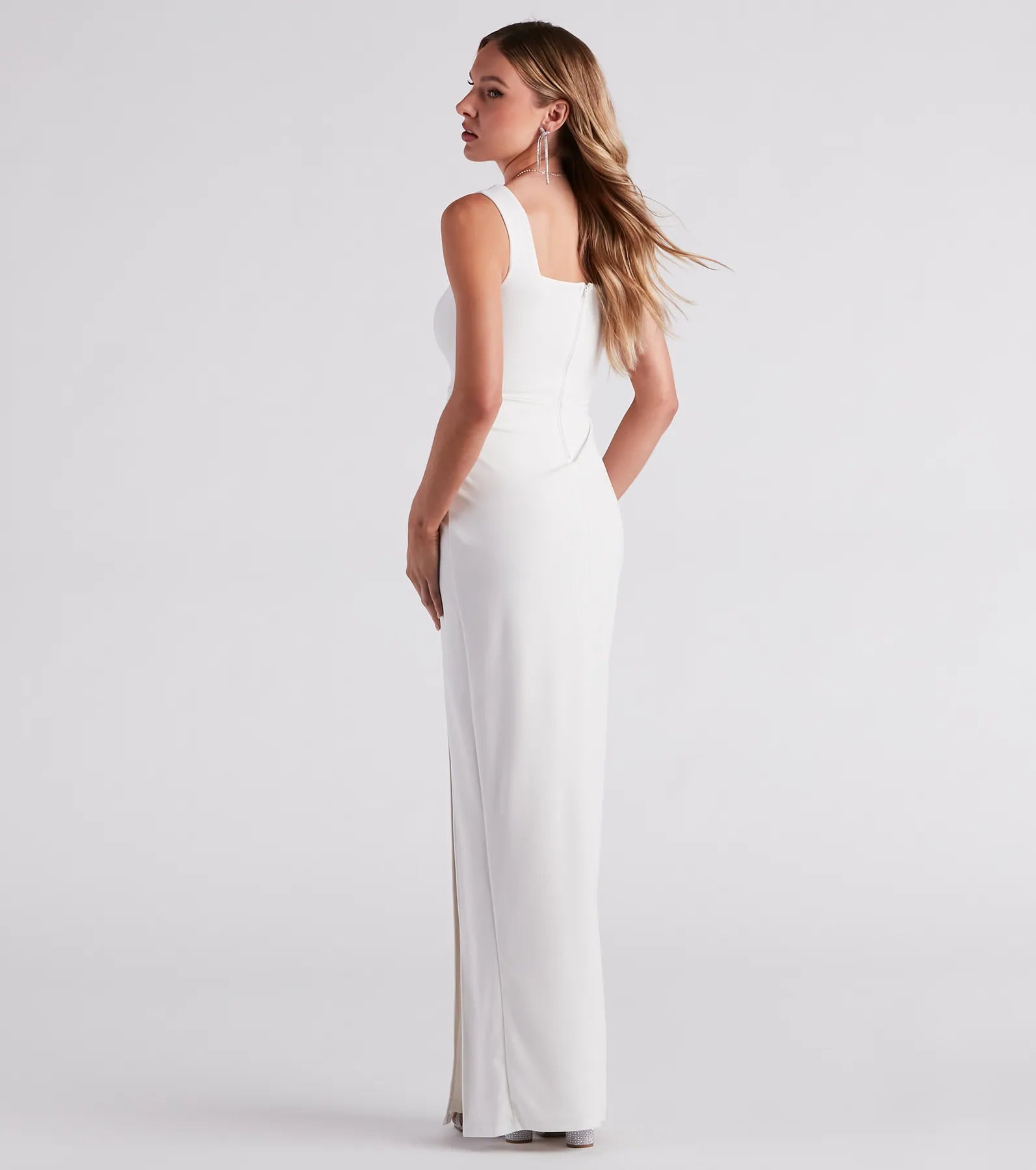 Savannah Crepe Column Prom Dress – Square Neck High Slit Formal Gown