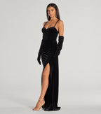 Detail: Schwarzes Inez Samtkleid Perlen-Detail mit langen Handschuhen