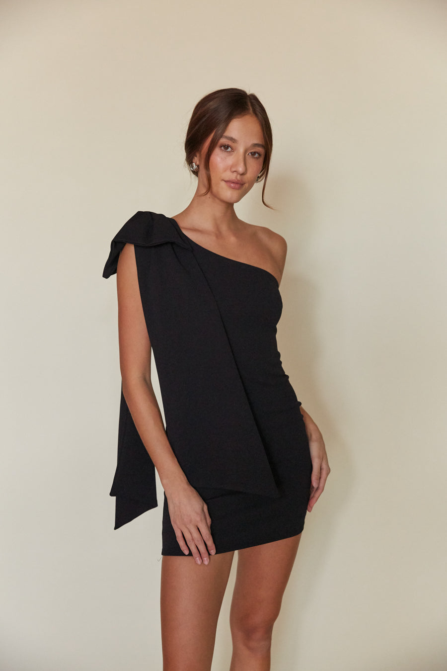 Bow Bodycon Mini Dress – Birthday Party Dress & One Shoulder Gown