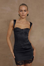 Satin Polka Dot Sweetheart Underwired Lace Trim Bodycon Mini Dress – Glamorous Bridesmaid Wedding Guest Outfit