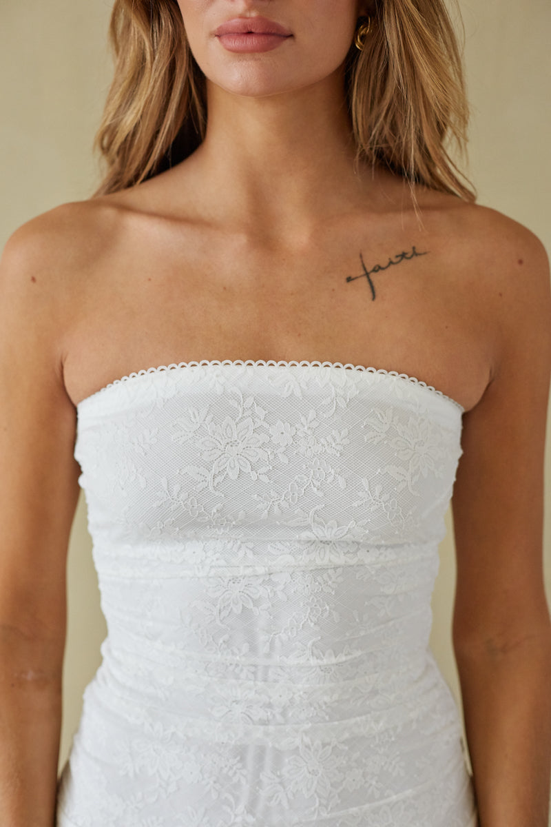 Strapless Lace Ruched Mini Dress – Graduation Dress & Bodycon Party Gown