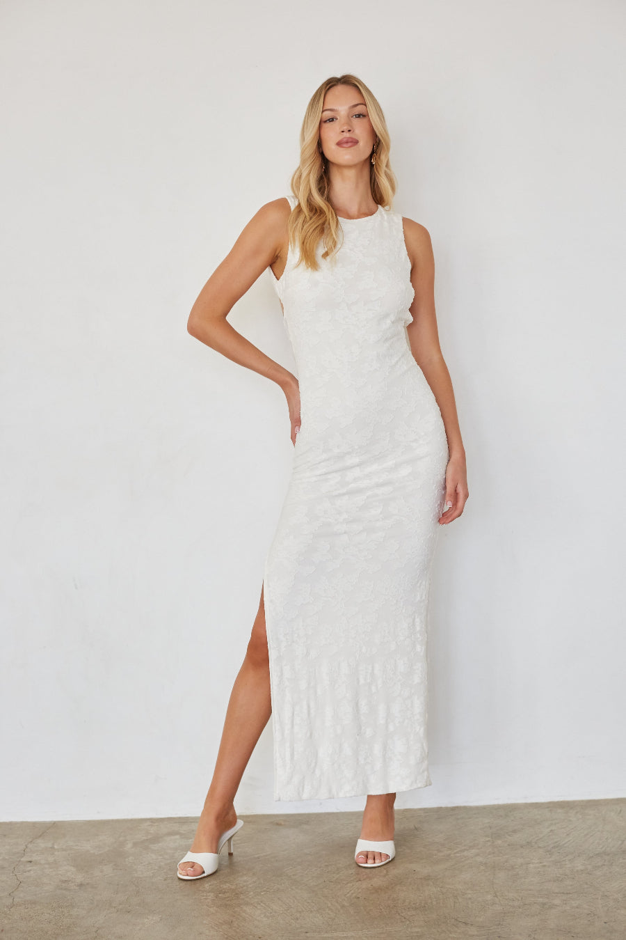 Textured Bodycon Maxi Dress – Floral Formal Gown & Evening Dress