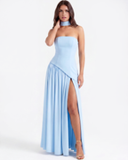 Babyblaues trägerloses Chiffon-Maxikleid mit Schal – Festliches Brautjungfernkleid für eine Frühlingshochzeit