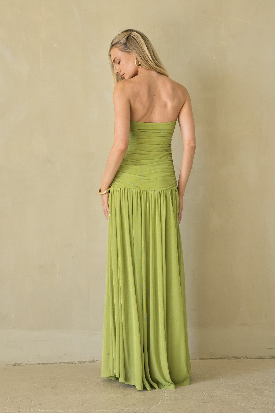 Strapless Sweetheart Ruched Bodice Tea Length Midi Dress – Elegant Bridesmaid Wedding Guest Outfit
