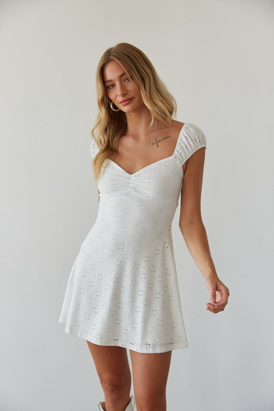 Eyelet Puff Sleeve Mini Dress – Graduation Dress & Summer Party Gown