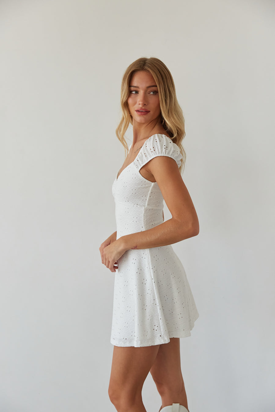 Eyelet Puff Sleeve Mini Dress – Graduation Dress & Summer Party Gown