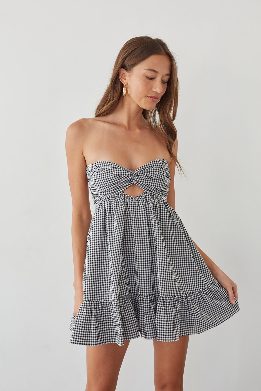 Strapless Twist Front Keyhole Open Back Romper with Built-In Shorts – Chic Bridesmaid Wedding Guest Outfit