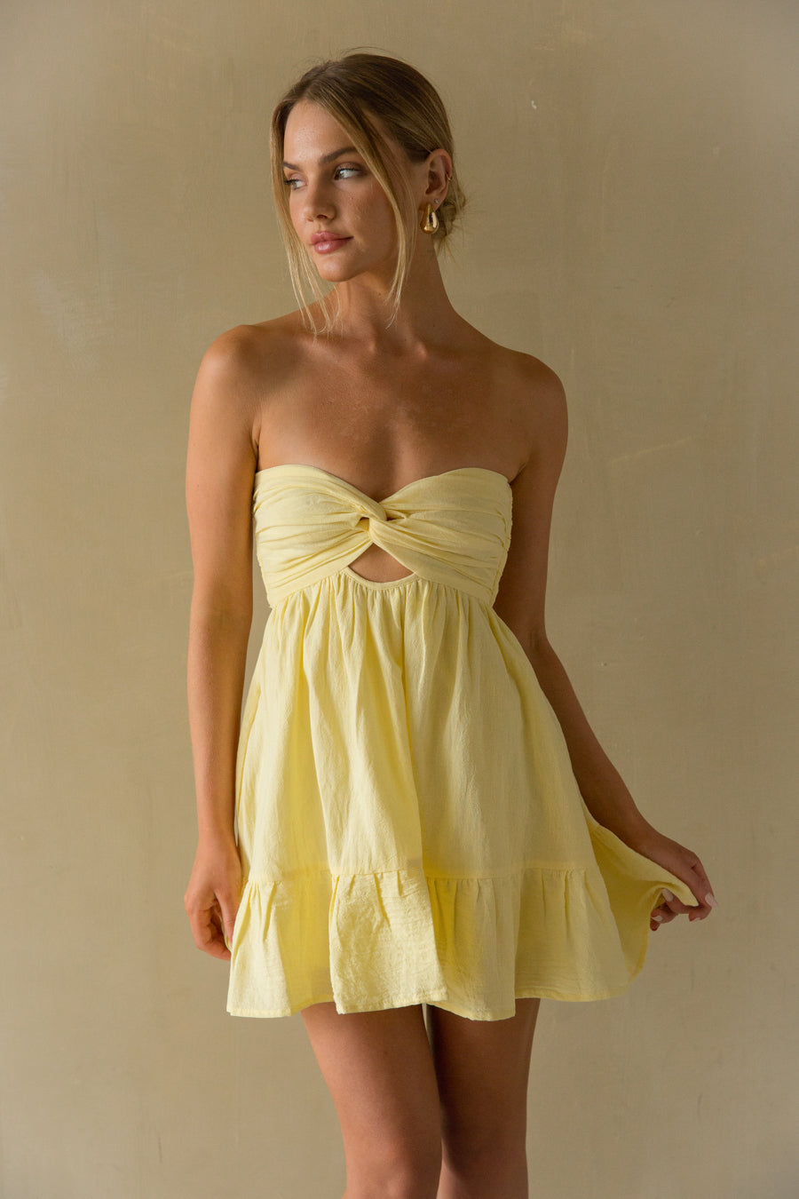 Strapless Twist Front Keyhole Open Back Romper with Built-In Shorts – Chic Bridesmaid Wedding Guest Outfit