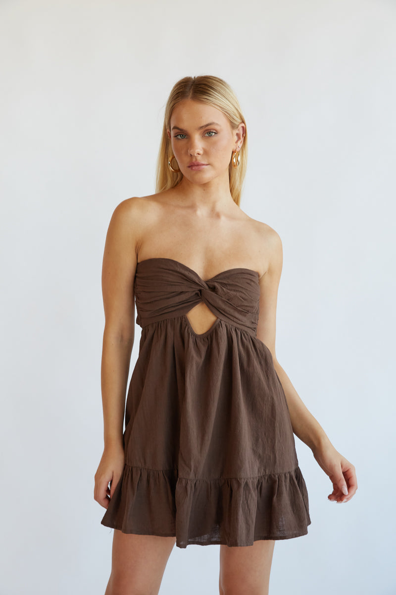 Strapless Twist Front Keyhole Open Back Romper with Built-In Shorts – Chic Bridesmaid Wedding Guest Outfit