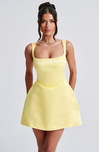 Gelbes Satin-Minikleid – Partykleid kurz
